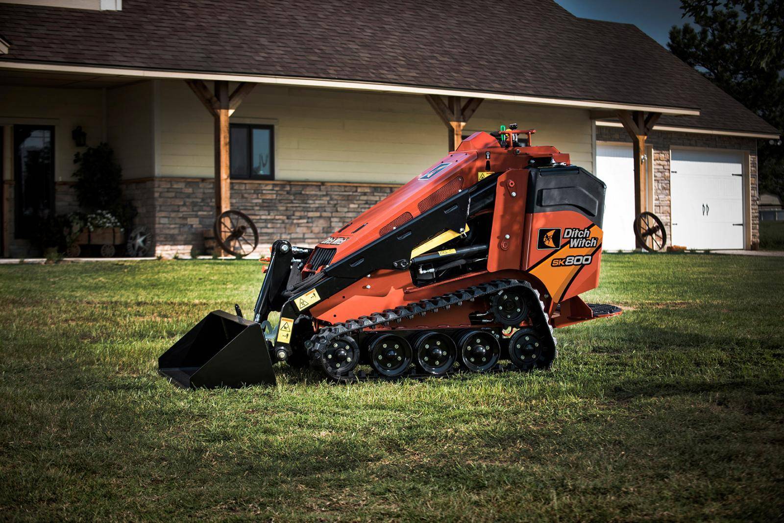 Mini Skid Steer Ditch Witch SK800