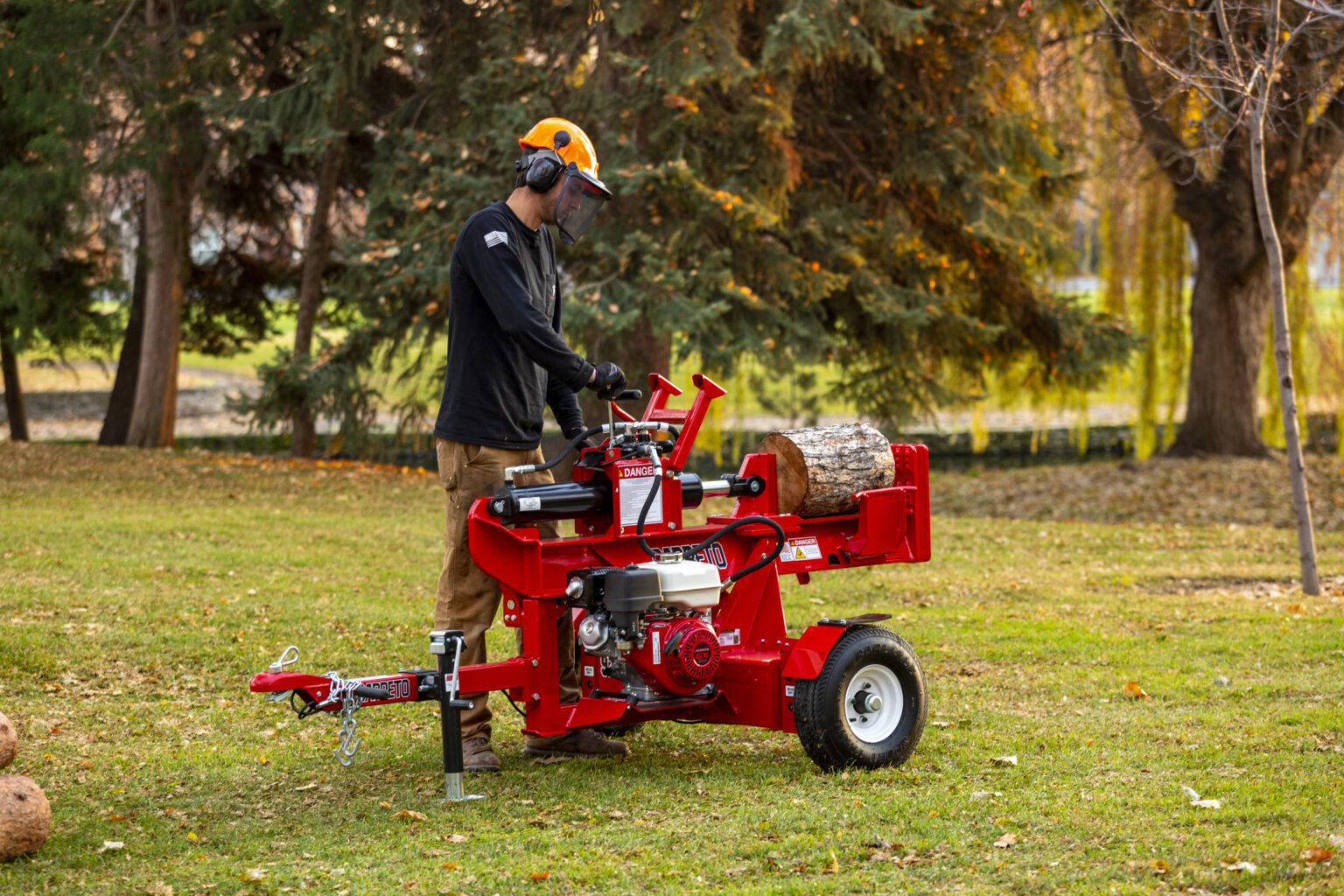 Splitter, Log 22 Ton 10hp – Barreto Towable
